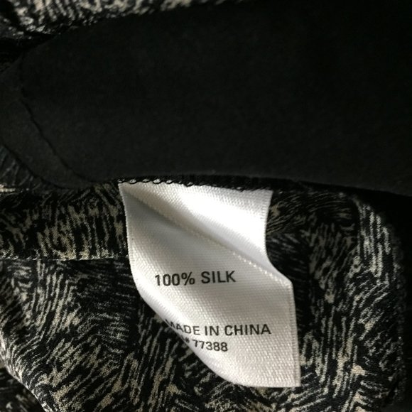 BROADWAY & BROOME Madewell Black Off White Print 100% Silk One Piece Romper - Picture 3 of 11